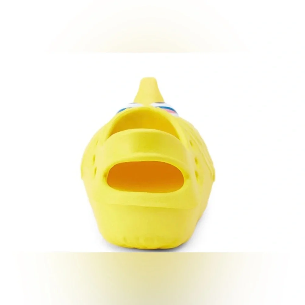 Sesame Street baby’s boy Big Bird Slip on clog yellow. Size 4